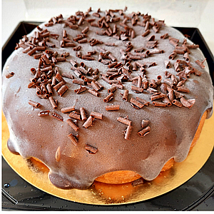 Bolo de cenoura com brigadeiro - ���� ��� ��������� M