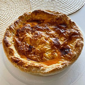 Torta folhada de palmito - פאי מבצק עלים במילוי לבבות דקל Torta folhada de palmito - פאי מבצק עלים במילוי לבבות דקל